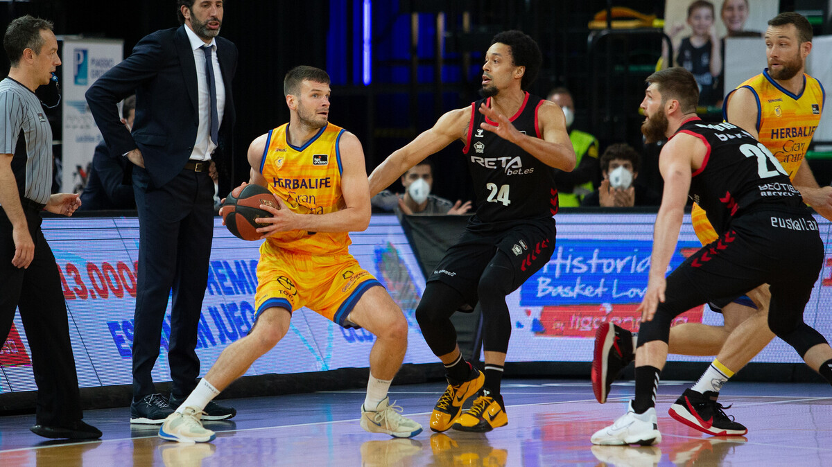 Completo triunfo del Herbalife Gran Canaria en Miribilla (71-92)