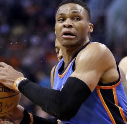 ¿Qué ha pasado en la NBA? Los Heat pierden opciones de playoff, Denver se agarra sus posibilidades