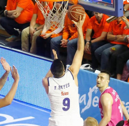 Llull y Reyes lideran al Real Madrid en Fuenlabrada (99-101)