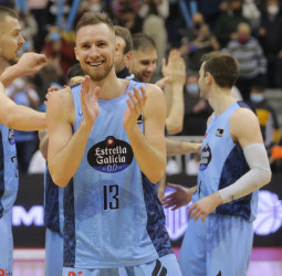 El Río Breogán arrasa al Valencia Basket con un Musa estelar (99-82)