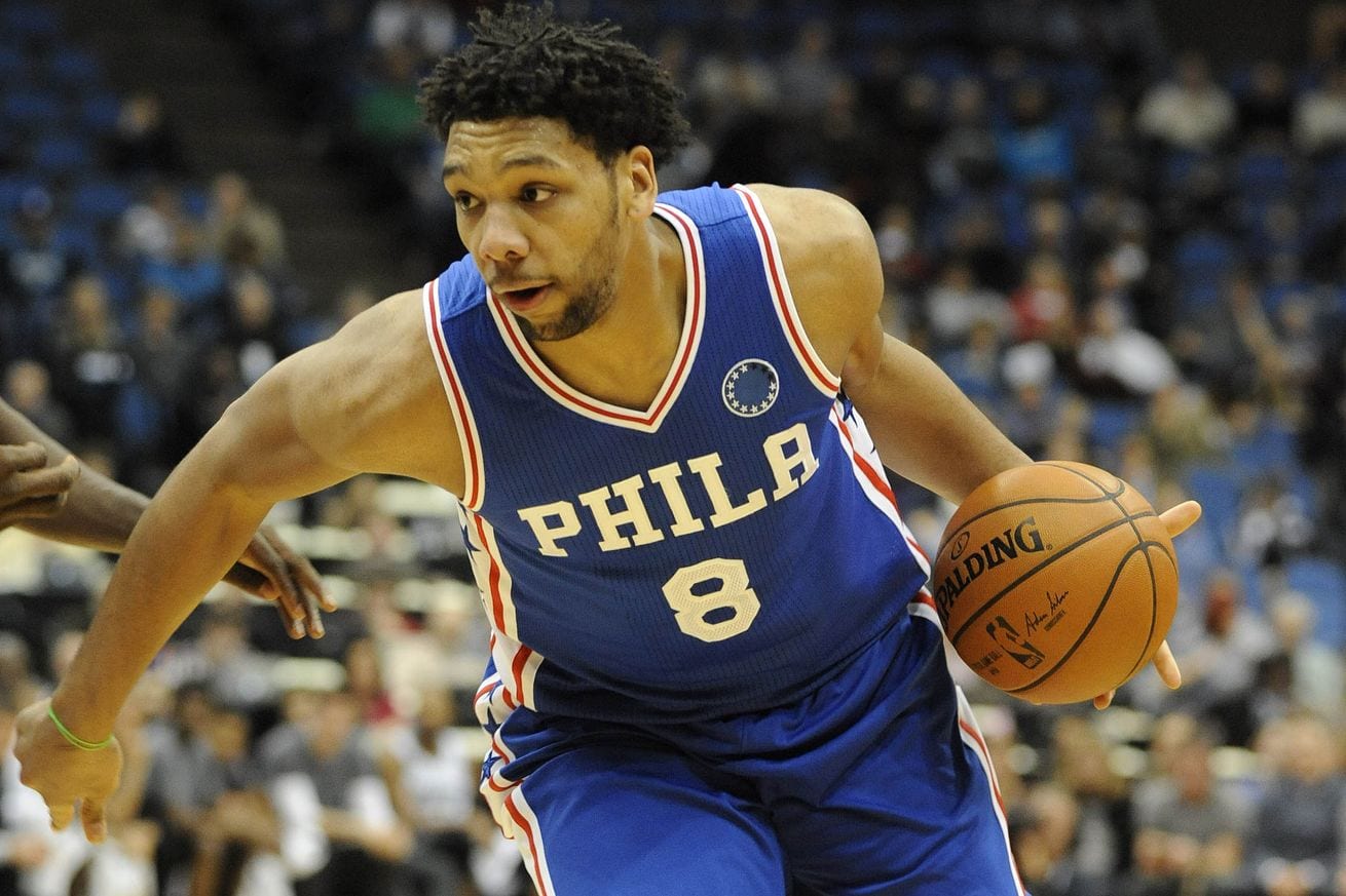 Los Boston Celtics insisten en Jahlil Okafor