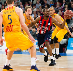 Baskonia comienza el asalto al título en Barcelona