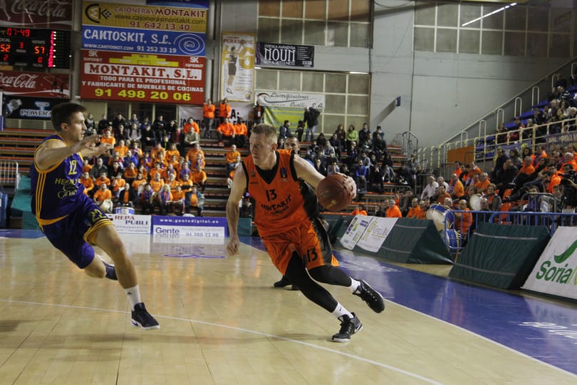 Acuerdo para la incorporación de Rolands Smits al Barça Lassa