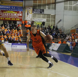 Acuerdo para la incorporación de Rolands Smits al Barça Lassa
