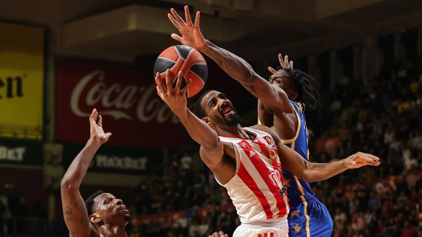El Estrella Roja encadena su cuarta victoria consecutiva (84-77)