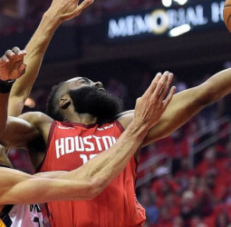 Harden destruye a los Jazz (122-90) [1-0]