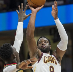 Wade, Rose y Calderón, debut en los Cavaliers con derrota
