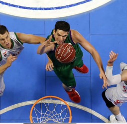 Unicaja-Baskonia: Un duelo con precedentes andaluces