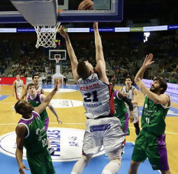 Adam Wazcynski jugará en el Unicaja Málaga