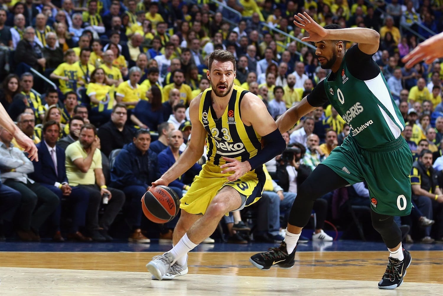 Marko Guduric apunta a los Memphis Grizzlies