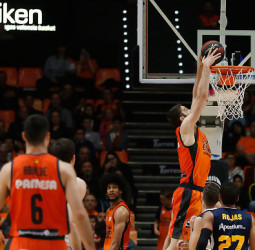 La segunda unidad de Valencia Basket se gusta ante UCAM Murcia (89-65)