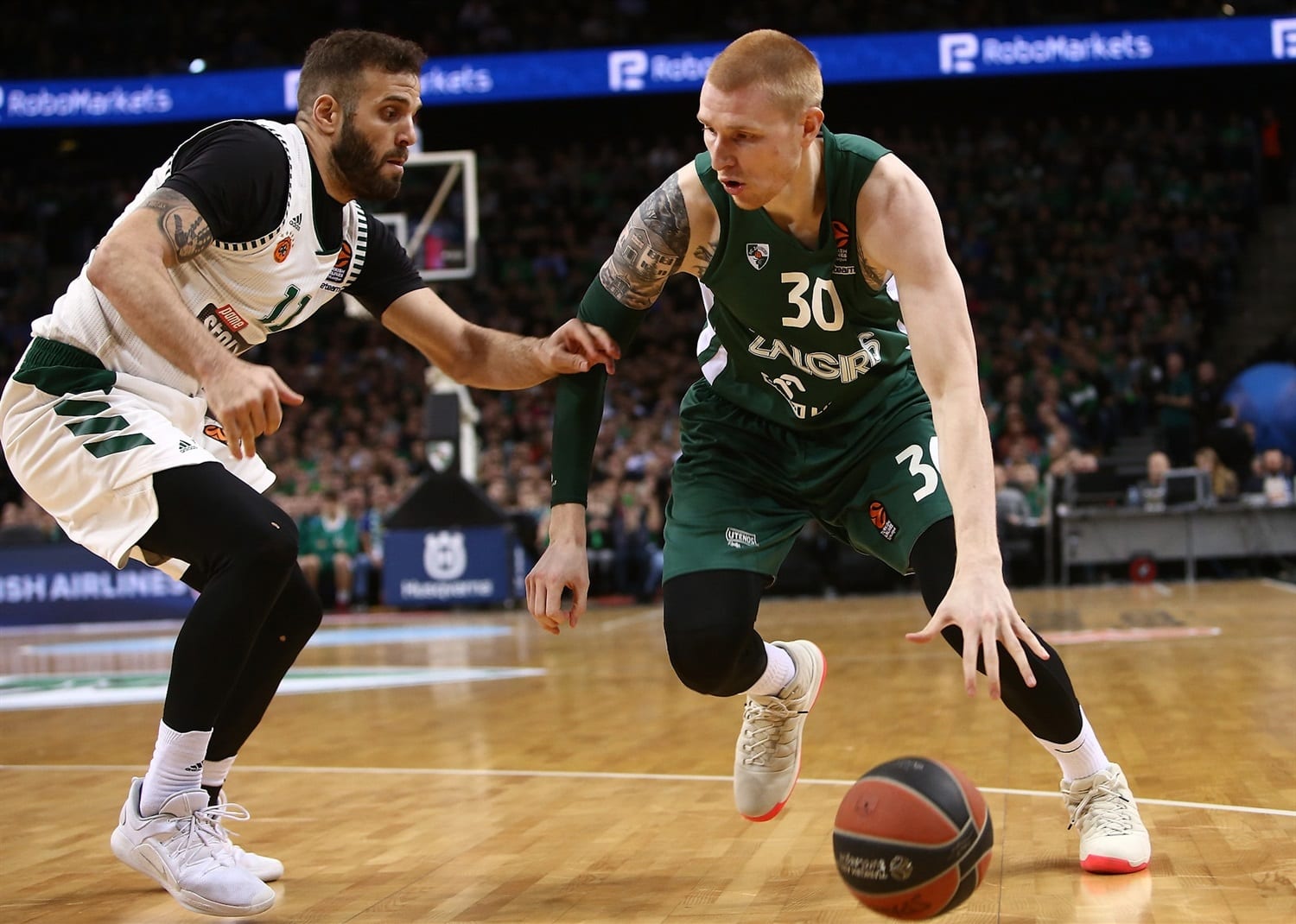 Jordan Mickey y Aaron White, opciones interiores para el futuro Baskonia