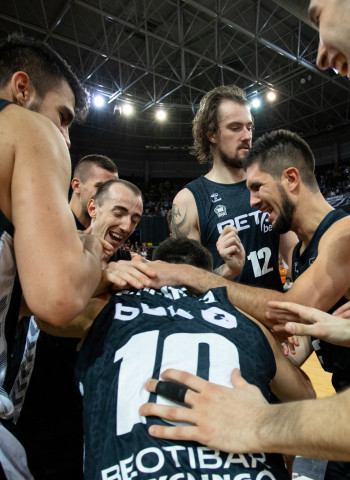 El Bilbao Basket, aún mermado, busca reaccionar en Bolonia