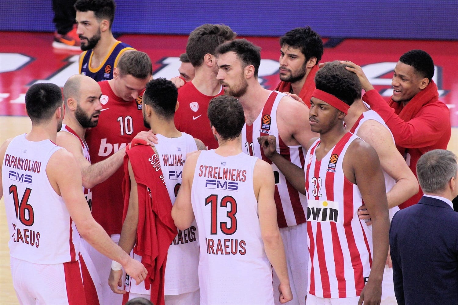 Olympiacos, oficialmente a la segunda división griega