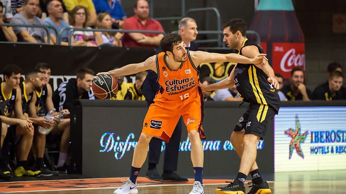 Victoria de prestigio del Valencia Basket  en Tenerife (67-70)