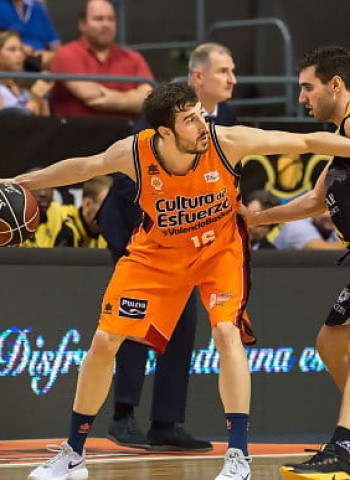 Victoria de prestigio del Valencia Basket  en Tenerife (67-70)