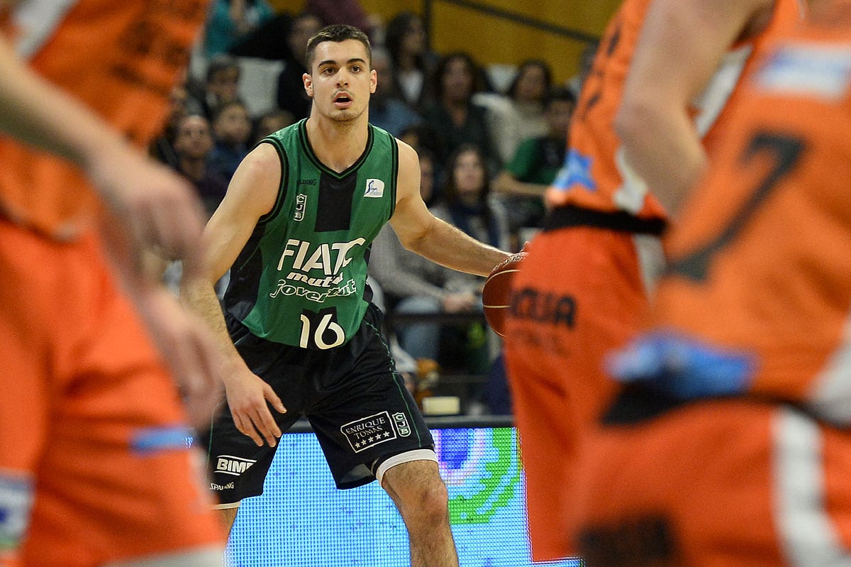 Valencia Basket y Barcelona pujan por Alberto Abalde