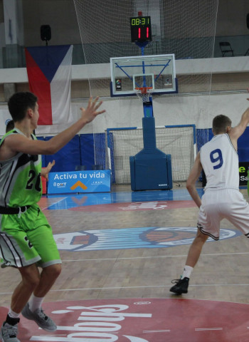 Nicola Giordano guía al Stellazzurra a su primer triunfo en el ‘XXIII Fred Olsen Express International Basketball Tournament’