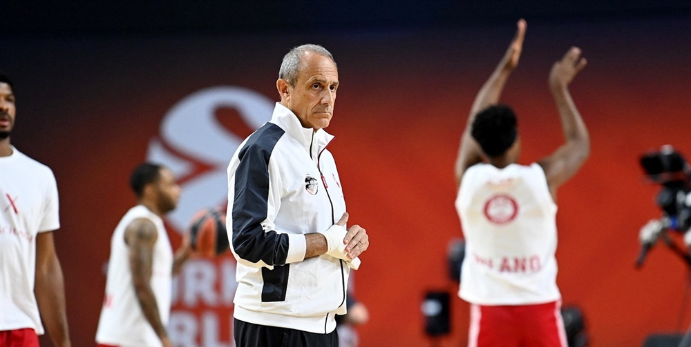 El Armani Milán confirma que Ettore Messina continuará la próxima temporada