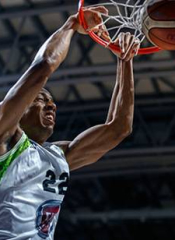 Sammy Mejia le da la primera victoria al Tofas Bursa (91-88)