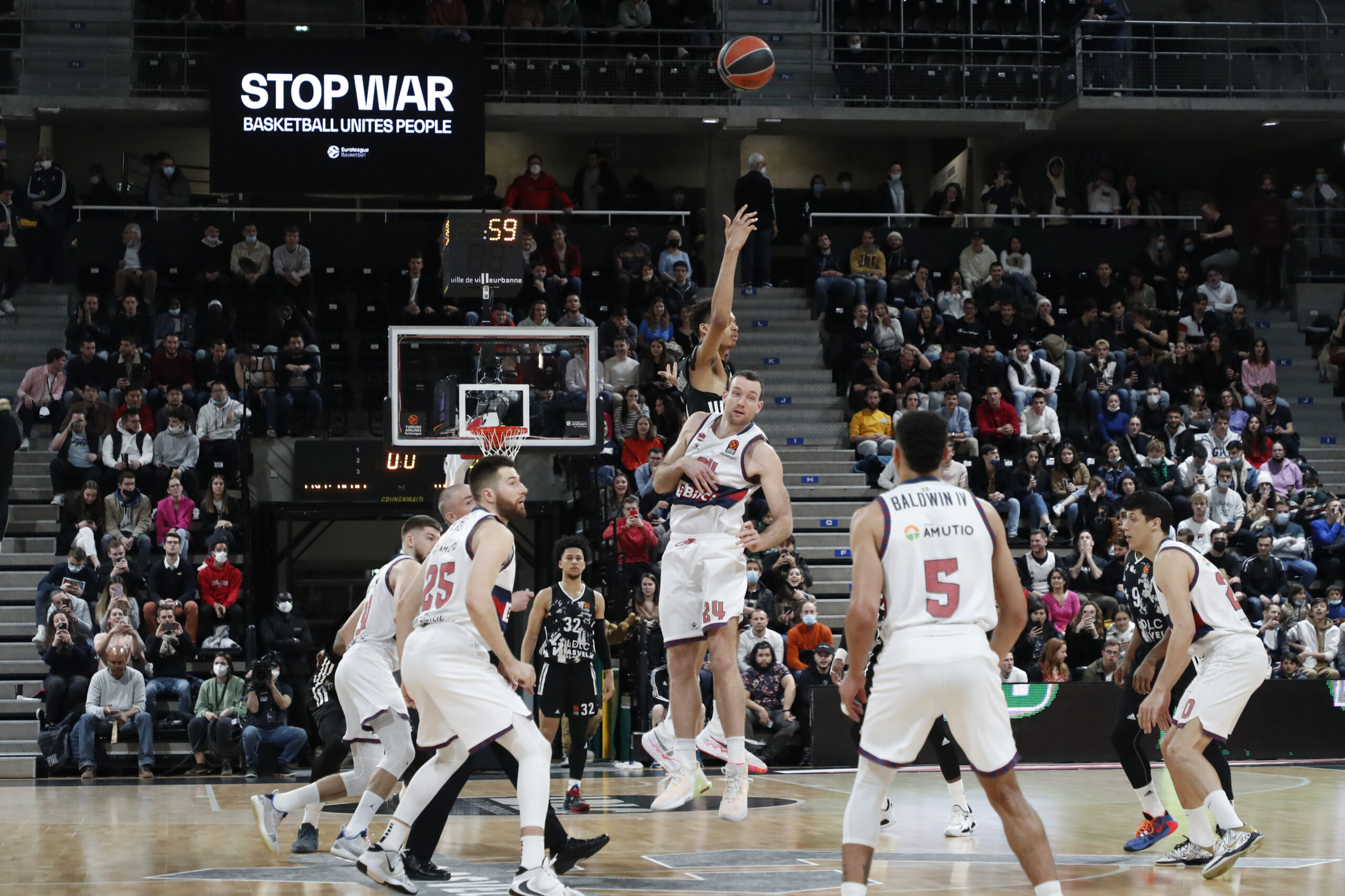 Bitci Baskonia suma la segunda victoria de la semana en el Astroballe (69-72)