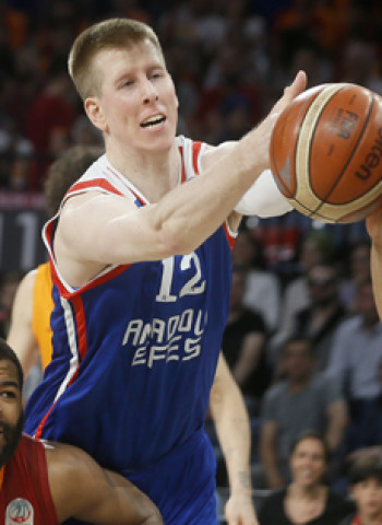 Anadolu Efes y Fenerbahce se vuelven a encontrar en la final de la liga turca