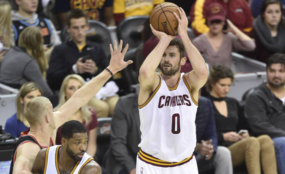 Ocho triples en un cuarto, Kevin Love lo hace posible