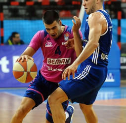 Nikola Rebic, talento serbio para RETAbet Bilbao Basket