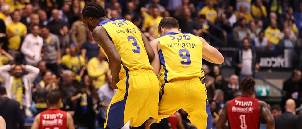 Maccabi se da un festín a costa del Hapoel