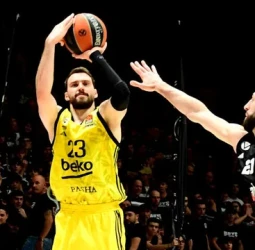 Fenerbahce remonta en Bolonia con Guduric y Hayes-Davis al mando, 82-86