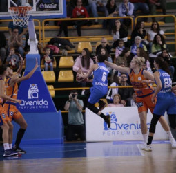 El Perfumerías Avenida se lleva un partidazo para defender el liderato