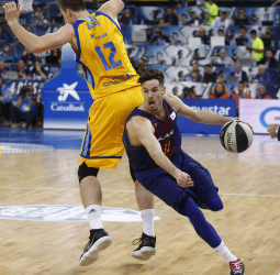 La cabeza de Heurtel y el coraje de Oriola anula el efecto Eriksson (74-87)