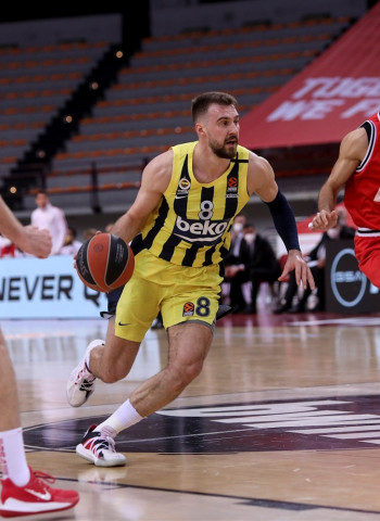 El Fenebahce frena al Olympiacos (76-71)
