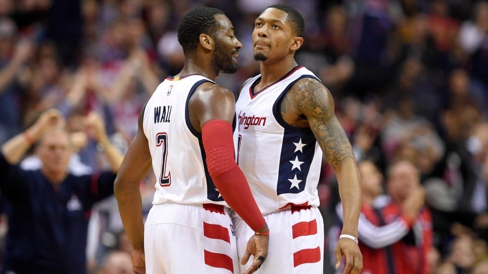 [3-2] Los Wizards, al amparo de su Verizon, se ponen a una victoria de la segunda fase (99-103)