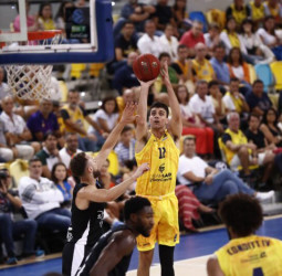Duelo de colíderes en el Gran Canaria Arena