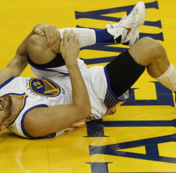 Bogut se pierde lo que resta de finales