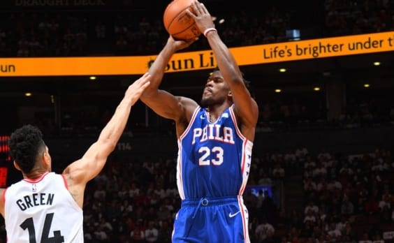 Los Sixers igualan la serie [1-1] gracias a un gran Butler (94-89)