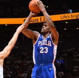 Los Sixers igualan la serie [1-1] gracias a un gran Butler (94-89)