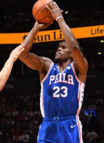 Los Sixers igualan la serie [1-1] gracias a un gran Butler (94-89)