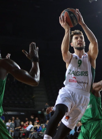 Fenerbahce negocia con el Zalgiris por Leo Westermann