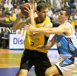 Posible vuelta de Fran Vázquez al Unicaja Málaga