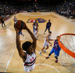 Los Orlando Magic siguen de cerca las evoluciones de Steven Enoch