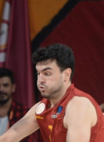 Un mal tercer cuarto condena al Unicaja en Estambul (91-80)