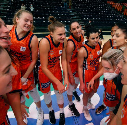 Ouviña lidera a Valencia Basket hacia la decimotercera victoria