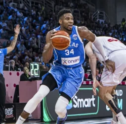 Giannis regresa y Grecia arrasa a Georgia, 94-53
