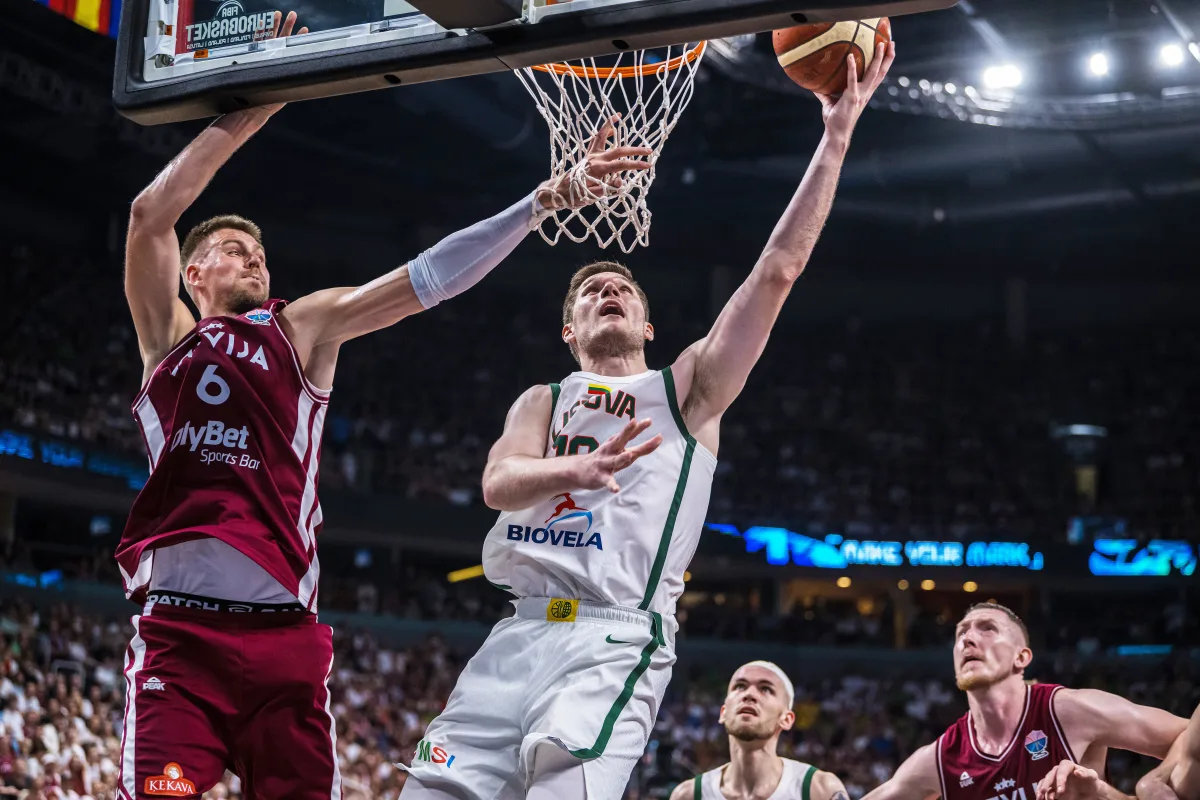 Lituania se lleva el Clásico Báltico y se mete en los Cuartos de Final, 88-79