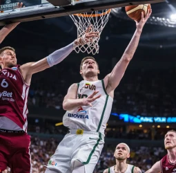 Lituania se lleva el Clásico Báltico y se mete en los Cuartos de Final, 88-79