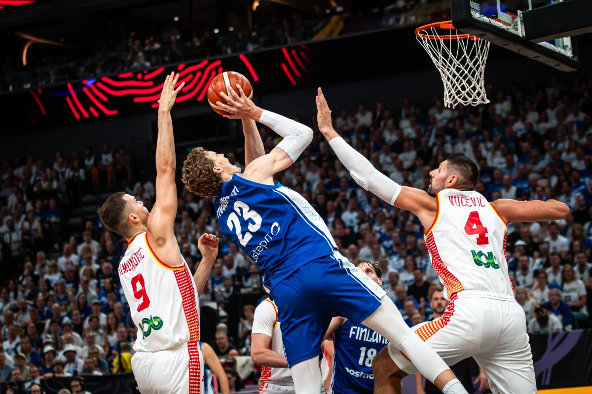 Finlandia avanza a octavos, 85-65