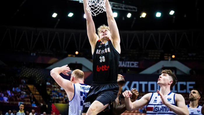 Bélgica remonta y amarga la fiesta a Islandia en los minutos finales, 71-64
