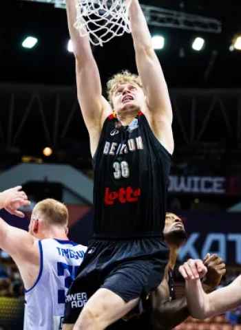 Bélgica remonta y amarga la fiesta a Islandia en los minutos finales, 71-64